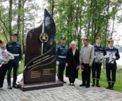 В Кировске открыли памятник пожарным, погибшим при исполнении служебного долга