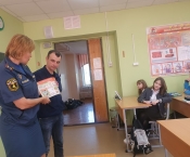 В школах Кронштадтского района Санкт-Петербурга работники ВДПО проводят мероприятия по пожарной безопасности.