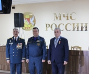 Лучших работников ДПК наградили в день 90-летия Гражданской обороны МЧС России