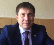  Поздравление председателю совета Татарстанского республиканского отделения ВДПО Р.Р. Камалетдинову
